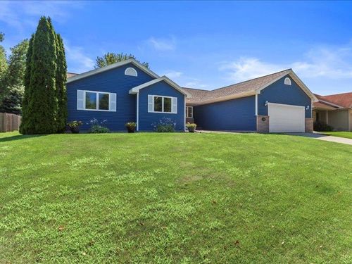 495 Dahl Dr, Deforest, WI, 53532-1552 | Card Image