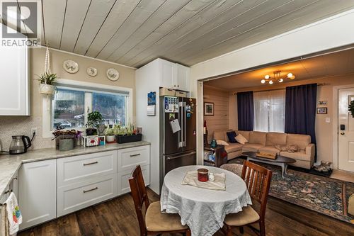 2373 Regents Cres, Prince George, BC, V2L4W4 | Card Image