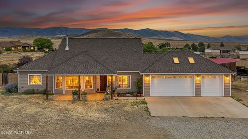 8183 N Blessing Ln, Prescott Valley, AZ, 86315-9635 | Card Image