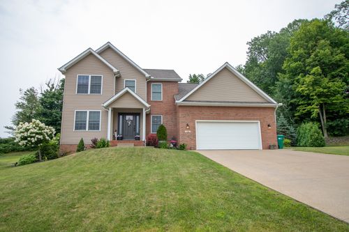 7318 Appleton Ct, Fairview, PA, 16415-3302 | Card Image