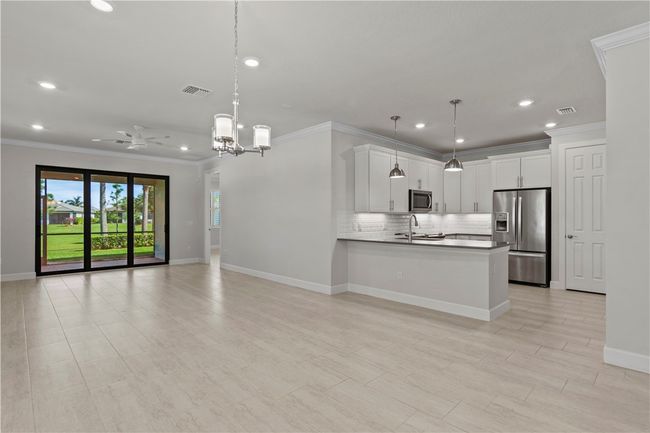 5114 Unity Sq, House attached with 2 bedrooms, 4 bathrooms and null parking in Vero Beach FL | Image 4