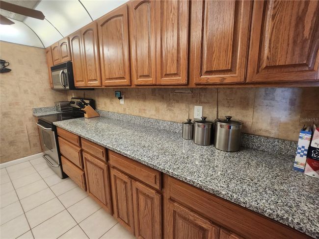 OPEN SPACE FOR OPTIMAL DECORATING | Image 24
