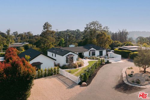251 Cloydon Cir, SANTA BARBARA, CA, 93108-1050 | Card Image