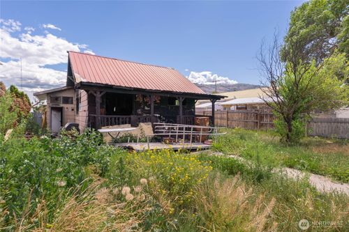 1019 Golden St, Oroville, WA, 98844-9520 | Card Image