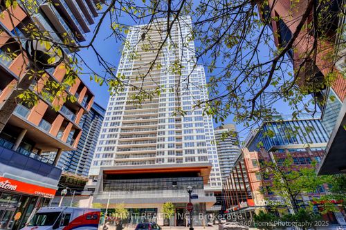 2902-19 Bathurst St, Toronto, ON, M5V0N2 | Card Image