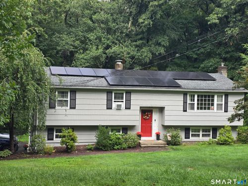 4 Partridge Ln, Newtown, CT, 06470-1772 | Card Image