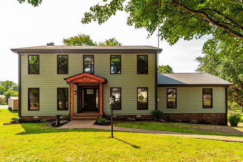 115 Applewood Valley Dr, Hendersonville, TN, 37075-5236 | Card Image