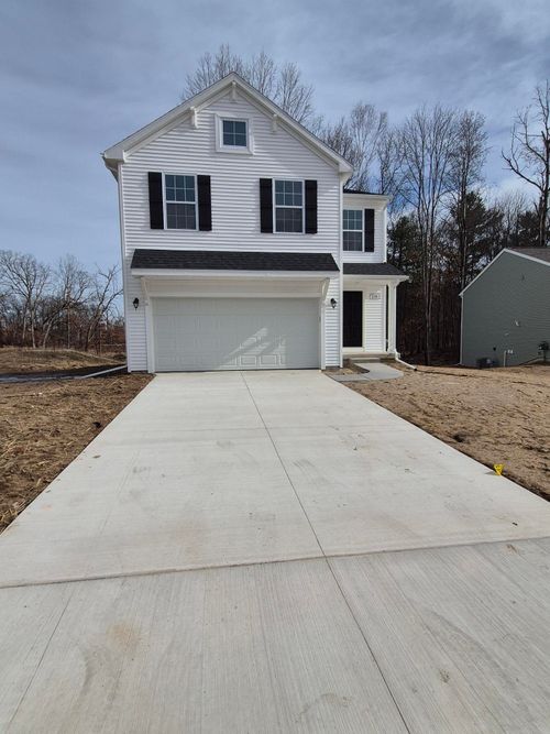 1200 Cedarwood Dr, Greenville, MI, 48838-2635 | Card Image