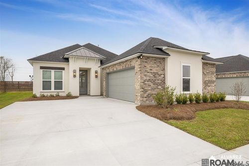 14436 Caroline Way, Baton Rouge, LA, 70810-8458 | Card Image
