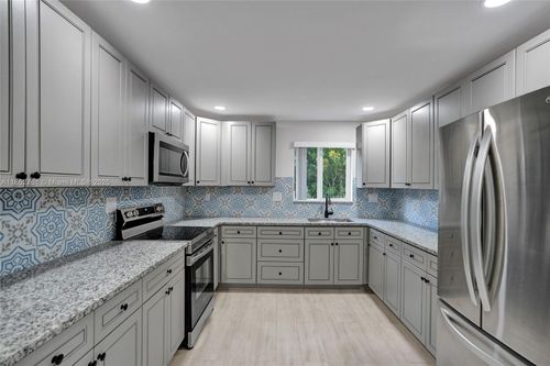 3800 Sw 58th Ter, West Park, FL, 33023-6145 | Card Image