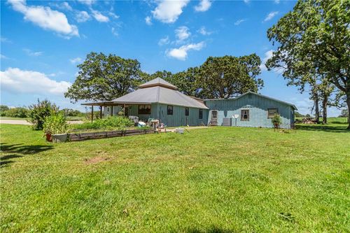 18040 E Holt Rd, Lincoln, AR, 72744-9789 | Card Image