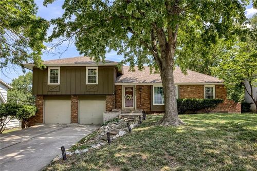 4430 E 107th Ter, Kansas City, MO, 64137-1835 | Card Image