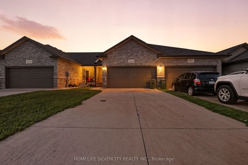 3543 Hallee Cres, Windsor, ON, N8W0B2 | Card Image