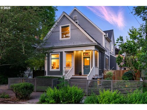 1912 Ne 11th Ave, Portland, OR, 97212-4024 | Card Image