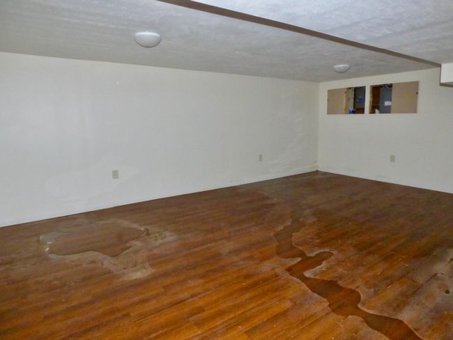 basement b | Image 30