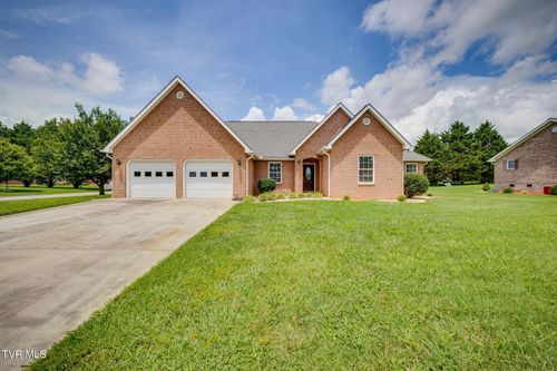 15 E Dale Ct, Greeneville, TN, 37745-4483 | Card Image