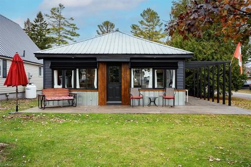 155 Cedar Dr, Turkey Point, ON, N0E1T0 | Card Image