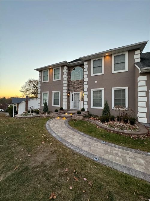 1 Zukowski Dr, Thiells, NY, 10984-1449 | Card Image