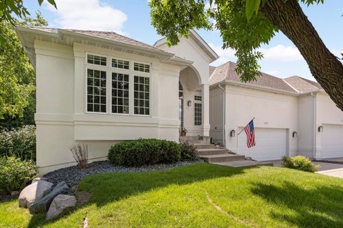 16747 Iredale Path, Lakeville, MN, 55044-6824 | Card Image