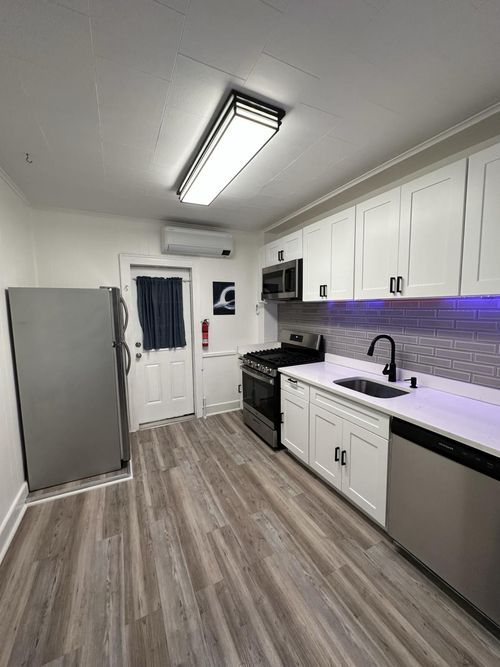437 Locust St, Mount Vernon, NY, 10552-2604 | Card Image