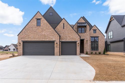 5812 E 127th St S, Bixby, OK, 74008-2876 | Card Image