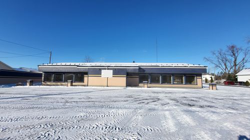 {{alt}} | Card Image