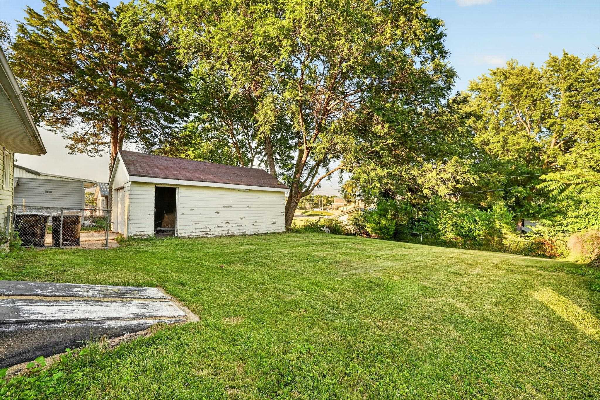 Residential in FREEPORT 4