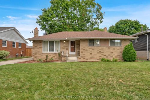 126 Partridge Cres, Chatham, ON, N7L1E9 | Card Image
