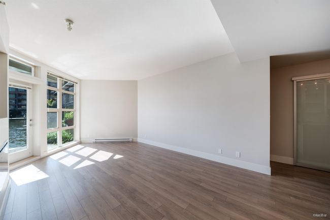 111 - 3606 Aldercrest Dr, Condo with 1 bedrooms, 2 bathrooms and 1 parking in North Vancouver BC | Image 8