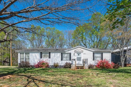 1675 Atkinson Hollow Rd, Vinton, VA, 24179-5349 | Card Image