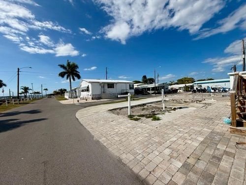 24-10315 Cortez Rd W, BRADENTON, FL, 34210-1600 | Card Image