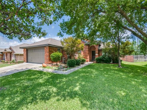 1845 Avonlea Dr, Rockwall, TX, 75087-7104 | Card Image