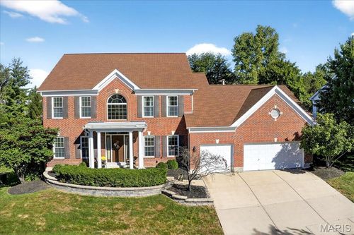 1423 Westhampton View Ln, Wildwood, MO, 63005-6343 | Card Image