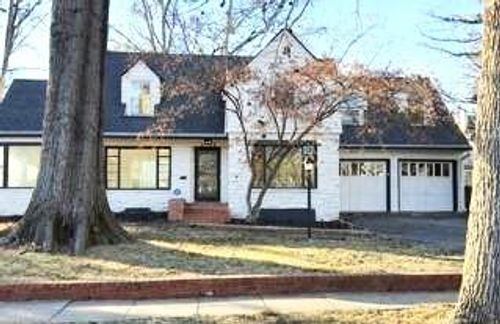 6728 Cherry St, Kansas City, MO, 64131-1313 | Card Image