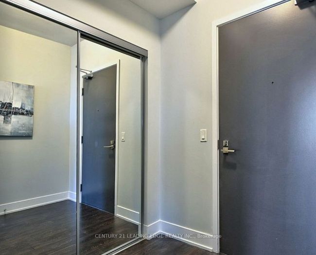 1207 - 2908 Highway 7, Condo with 2 bedrooms, 2 bathrooms and null parking in Vaughan ON | Image 4