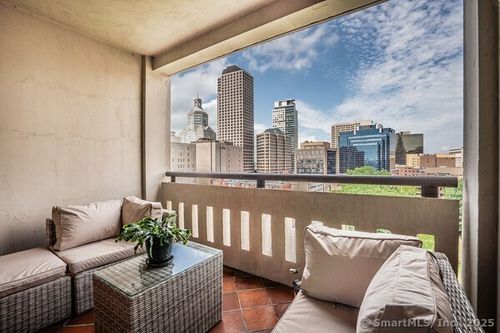 apt-14a-1 Gold St, Hartford, CT, 06103-2907 | Card Image