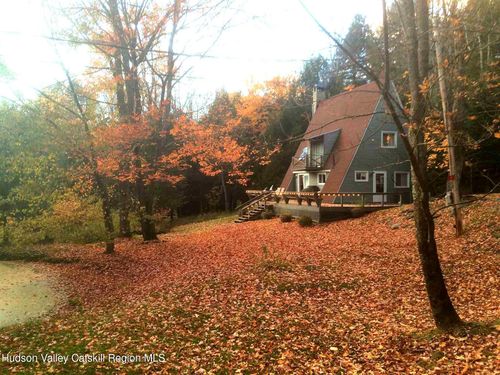 2 Crow Rd, Fleischmanns, NY, 12430-4729 | Card Image
