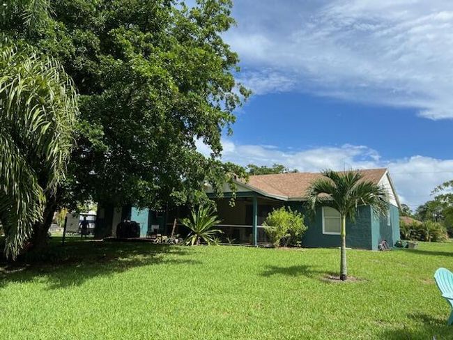 15362 94 Th St N, House other with 3 bedrooms, 2 bathrooms and null parking in Royal Palm Beach FL | Image 36