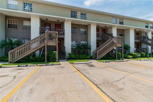 g208-4875 W Mcelroy Ave, TAMPA, FL, 33611-3231 | Card Image