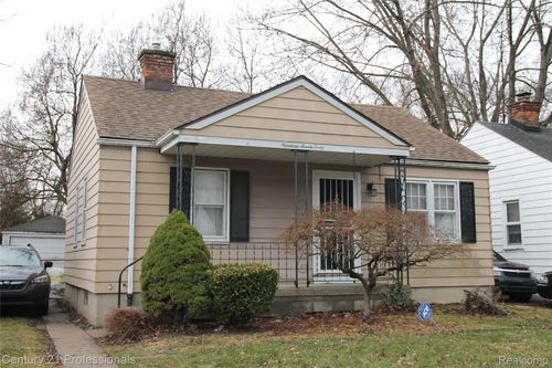 19740 Mccormick St, Detroit, MI, 48224-4117 | Card Image