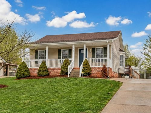 925 Granny White Rd, Clarksville, TN, 37040-2819 | Card Image