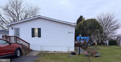 227 Longwood Ct W, LANCASTER, PA, 17603-2123 | Card Image