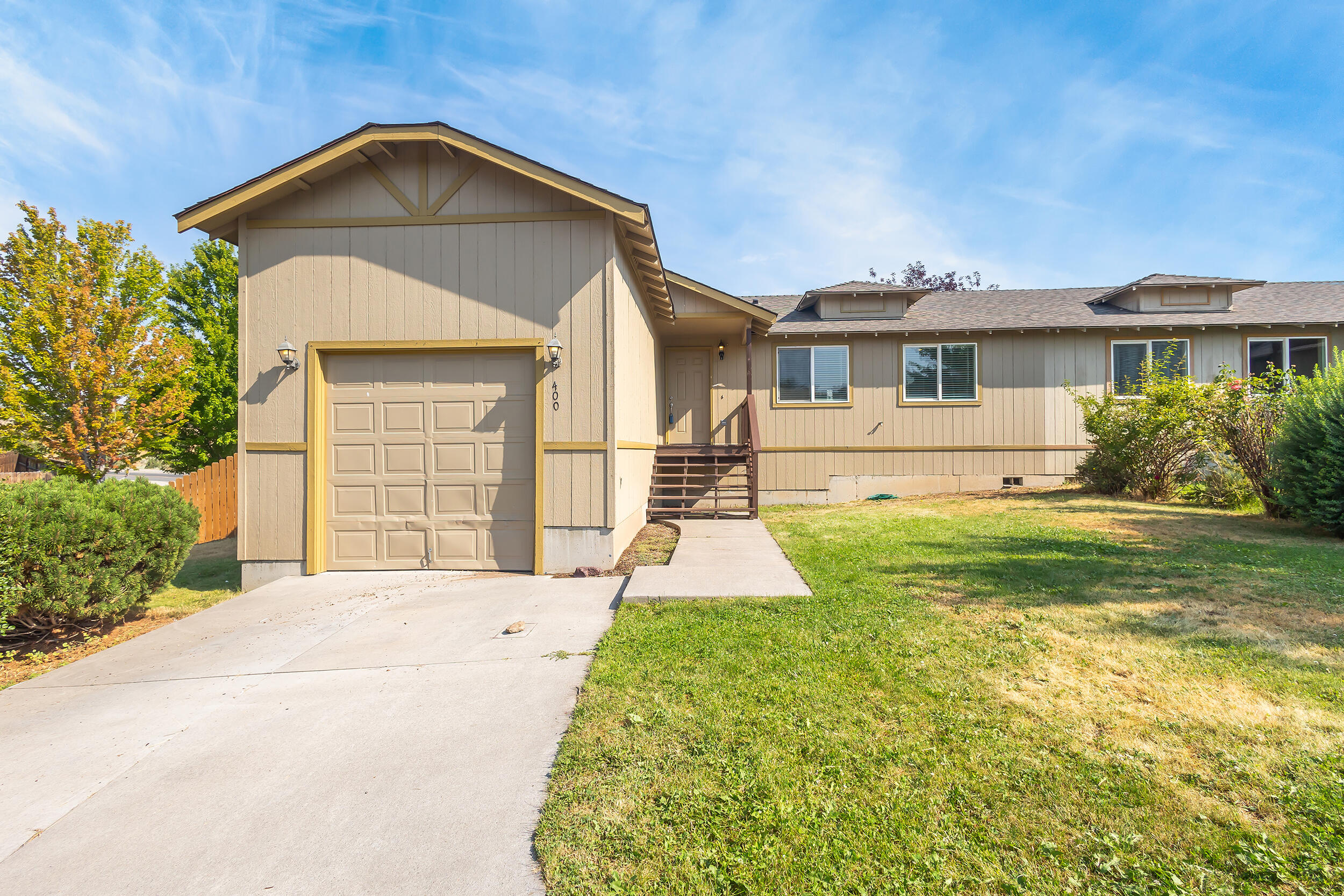 Carmen Way, Madras, OR 97741