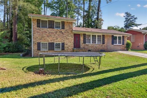 5918 Pinecreek Rd, Forest Park, GA, 30297-4117 | Card Image
