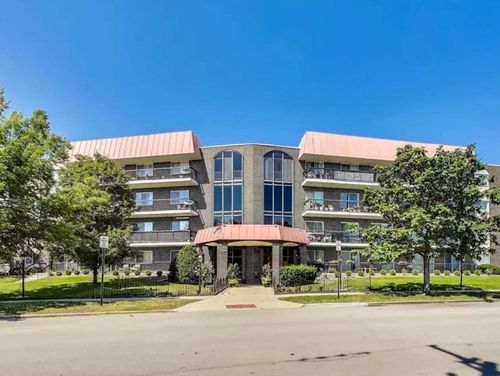 409-4840 Foster St, Skokie, IL, 60077-1361 | Card Image