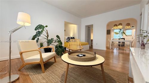 9-1250 Drexel Ave, Miami Beach, FL, 33139-8213 | Card Image