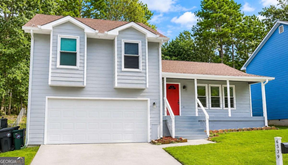 Residential in Lithonia