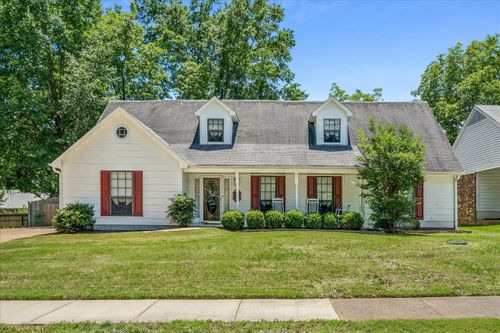 8453 Farrah Ln, Germantown, TN, 38139-3313 | Card Image
