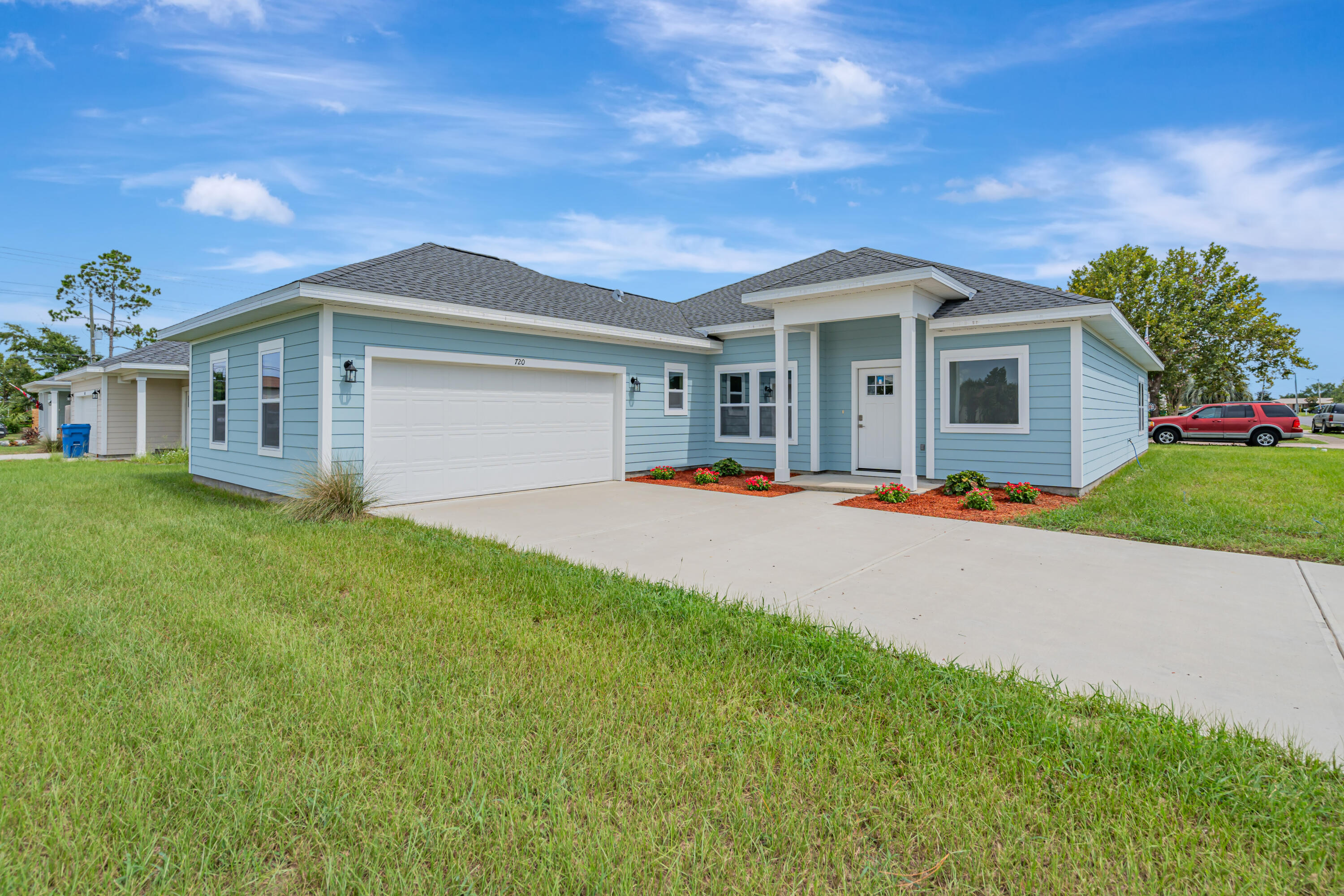 J J Dr, Panama City, FL 32404