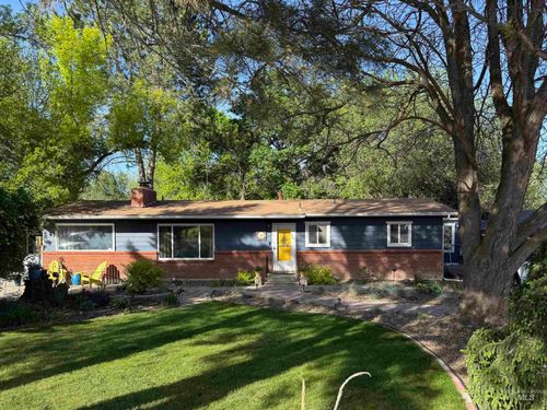 4106 Jessie Ln, Nampa, ID, 83686-8862 | Card Image